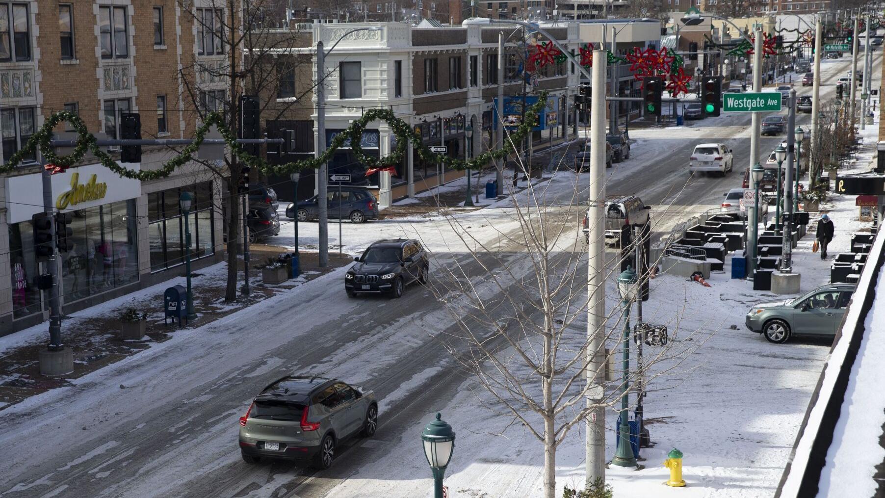 Winter storm Tuesday night could bring 5 to 10 inches of snow in St. Louis